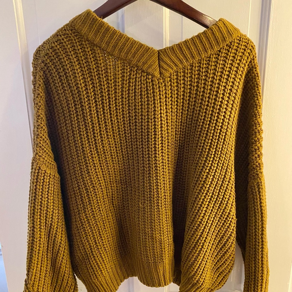 Roan & Ryan Chestnut Cable Knit Cardigan Sweater - Picture 5 of 5